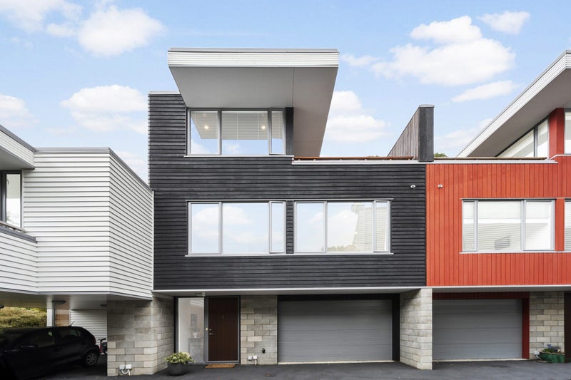 37C Ngaio Road, Kelburn, Wellington - Carousel 1