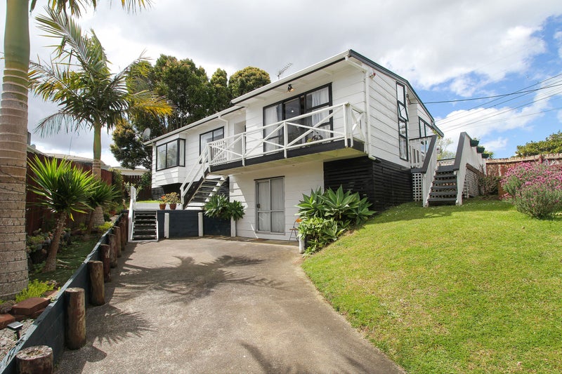 2A Ranch Avenue, Beach Haven, Auckland - Carousel 1