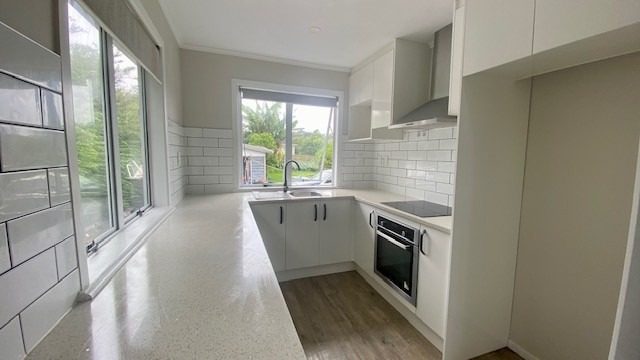 16 Laxon Avenue, Otara, Auckland - Carousel 2