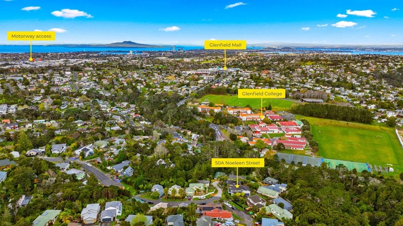 50A Noeleen Street, Glenfield, Auckland - Carousel 24