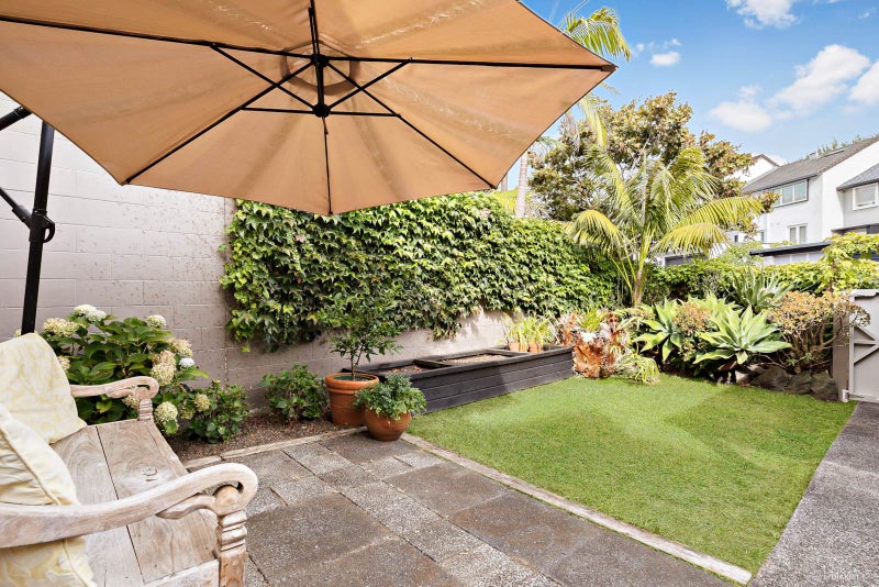 4 Gwilliam Place, Freemans Bay, Auckland - Carousel 2