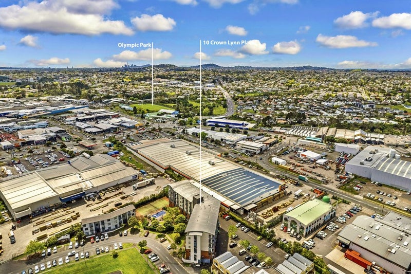 10B Crown Lynn Place, New Lynn, Auckland - Carousel 14