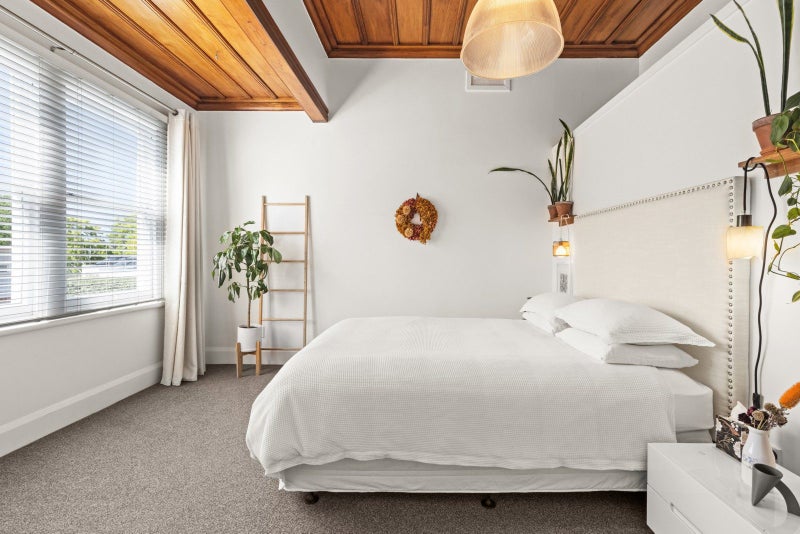 14 Colenso Avenue, Hospital Hill, Napier - Carousel 1