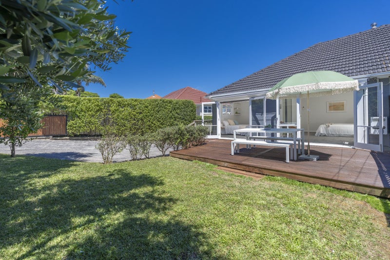 5 Churches Avenue, Mount Roskill, Auckland - Carousel 2