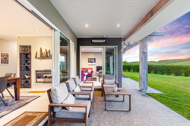 263 Whitehills Road, Silverdale - Carousel 2