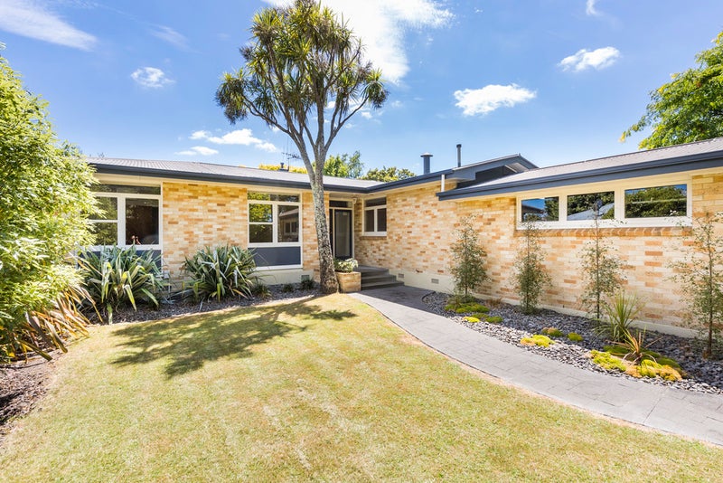 19 Surrey Crescent, Hokowhitu, Palmerston North - Carousel 2