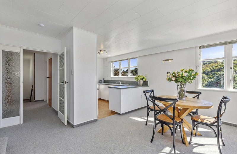 5 Champion Street, Ranui, Porirua - Carousel 2