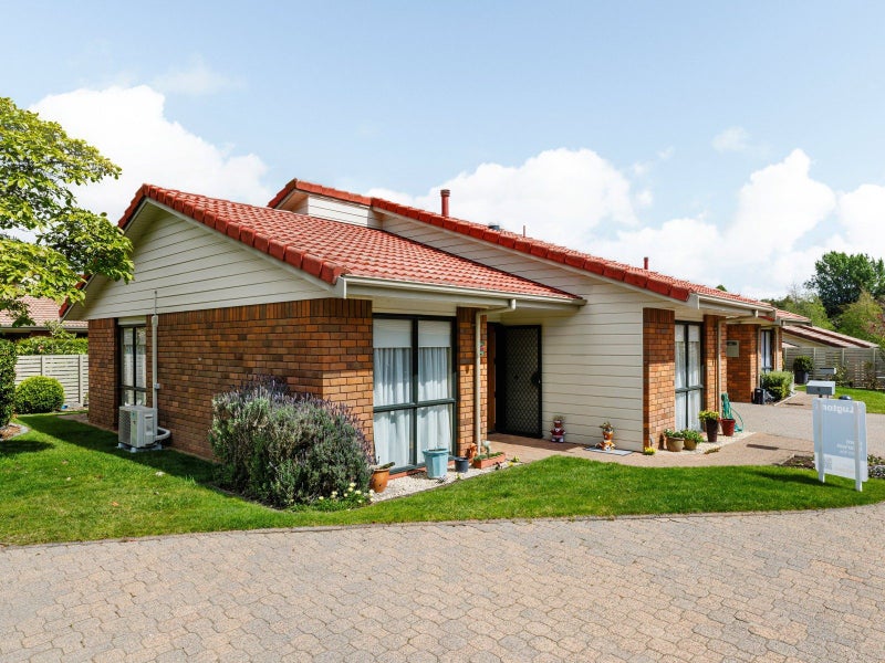 36 Selby Mews, Flagstaff, Hamilton - Carousel 1