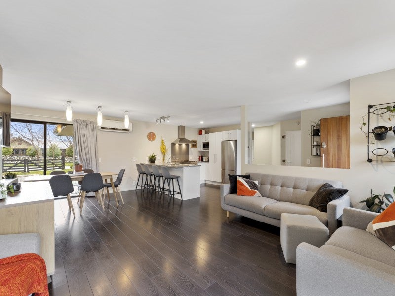 2 Quill Street, Lake Hayes, Queenstown - Carousel 2