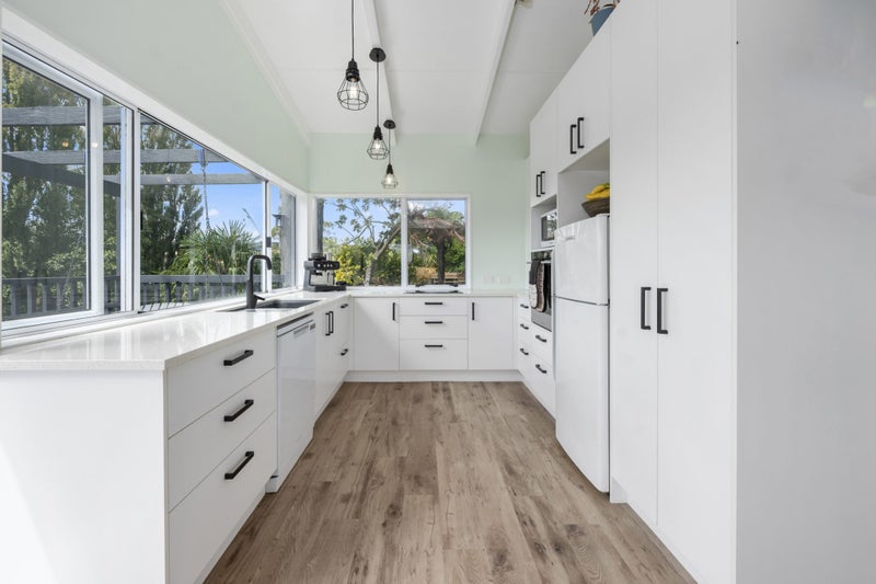 12 Mckenzie Road, Owhata, Rotorua - Carousel 2