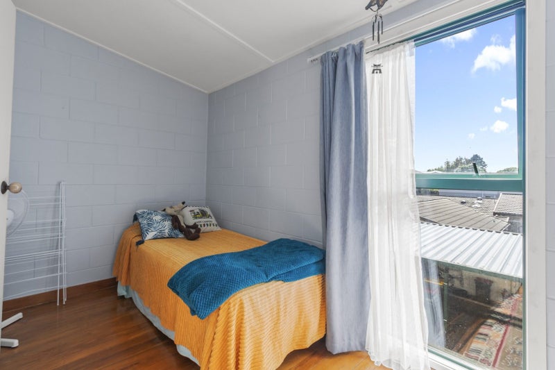8/1 Coates Street, Hamilton East, Hamilton - Carousel 14