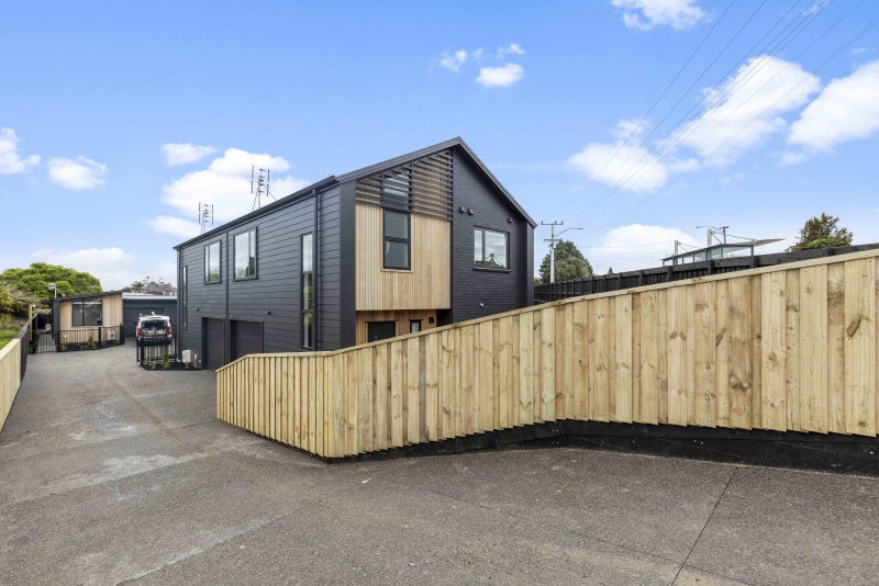 1/201 Te Rapa Road, Beerescourt, Hamilton - Carousel 2