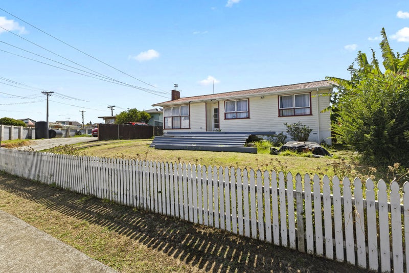 6 Geoffrey Place, Mangere East, Auckland - Carousel 2