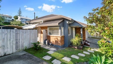 71 Donald Street, Stanmore Bay, Whangaparaoa - Carousel 1