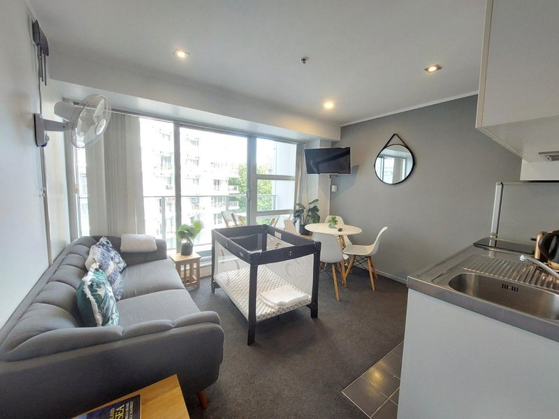 621/430 Queen Street, Auckland Central, Auckland - Carousel 2