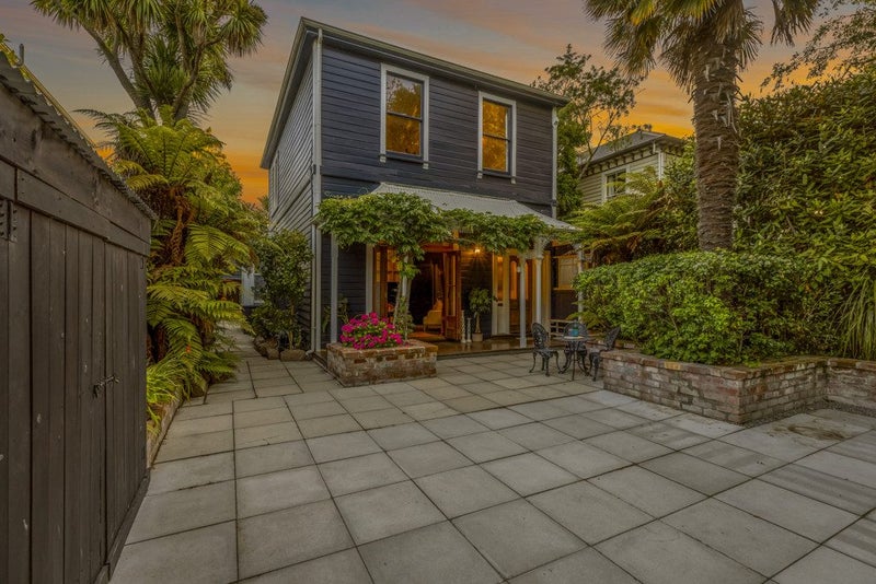 114 Chester Street East, Christchurch Central, Christchurch - Carousel 1