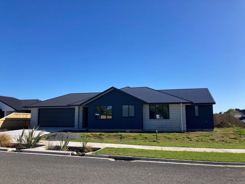 36 Acacia Avenue, Kihikihi, Te Awamutu - Carousel 1