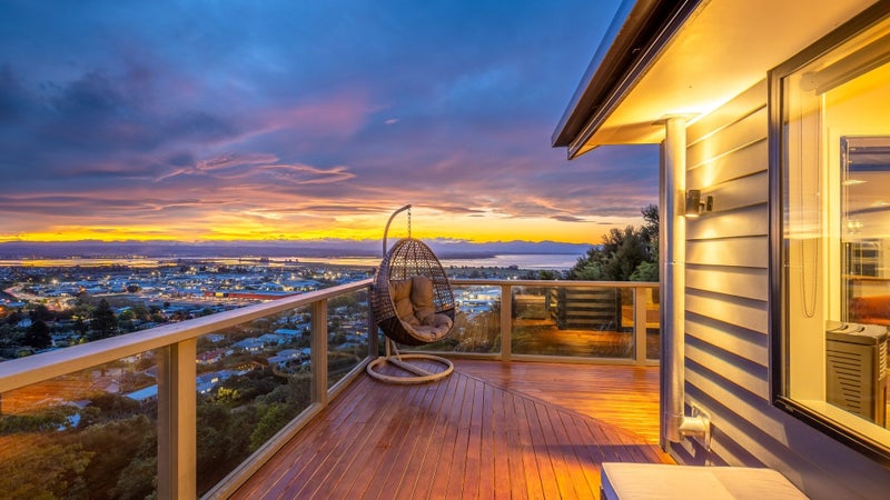 27 Heemskerck Place, Britannia Heights, Nelson - Carousel 1