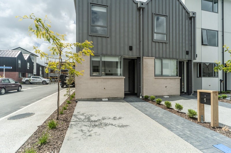 1 Te Ara O Ripeka Wharawhara, Petone, Lower Hutt - Carousel 2