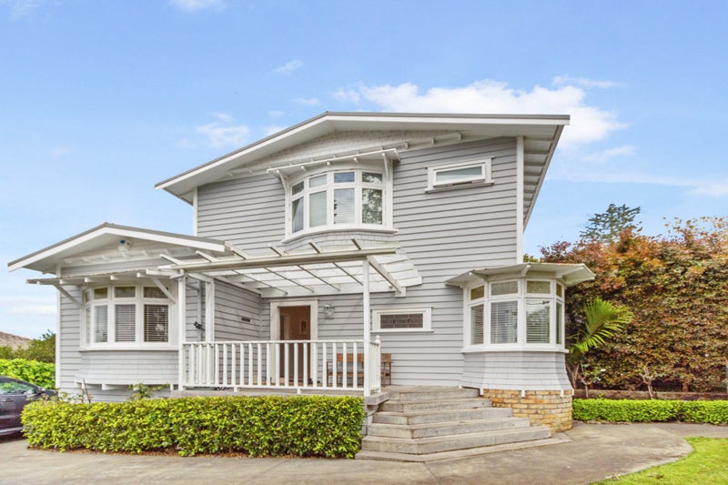 2B Forbes Street, Onehunga, Auckland - Carousel 1