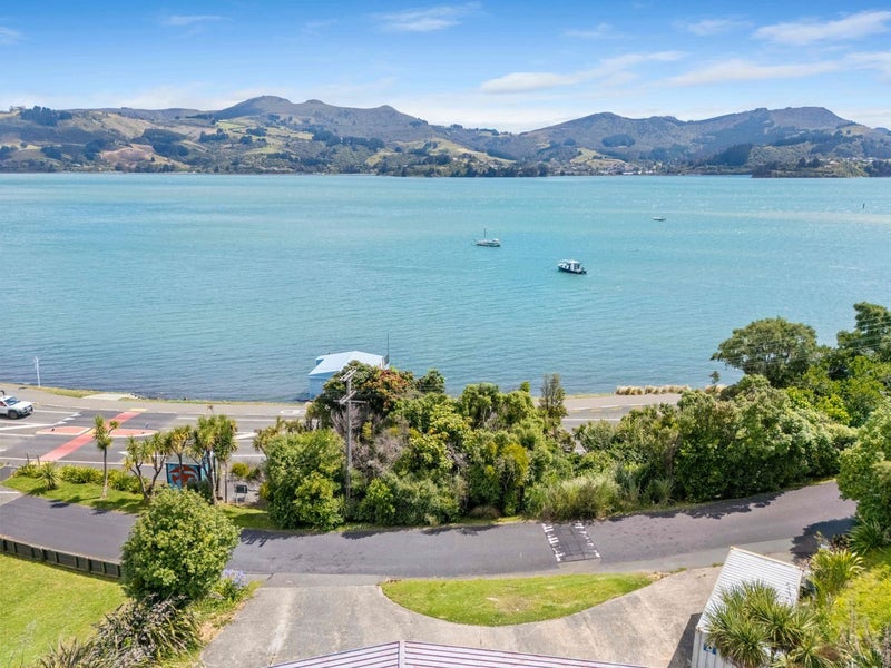 65 Greig Street, Broad Bay, Dunedin - Carousel 1