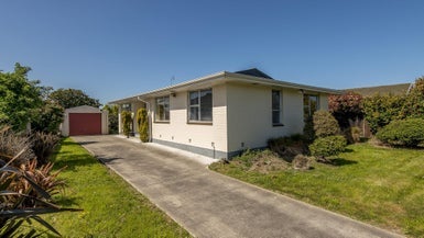 8 Ludhiana Street, Casebrook, Christchurch - Carousel 1