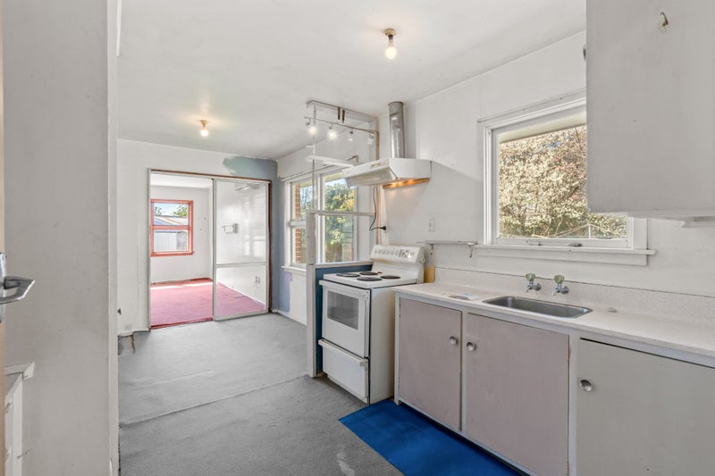 10 Bendale Place, Avonhead, Christchurch - Carousel 2