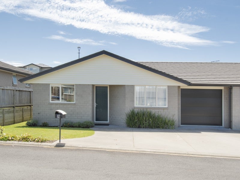 82/4 Greystone Place, Omokoroa - Carousel 1