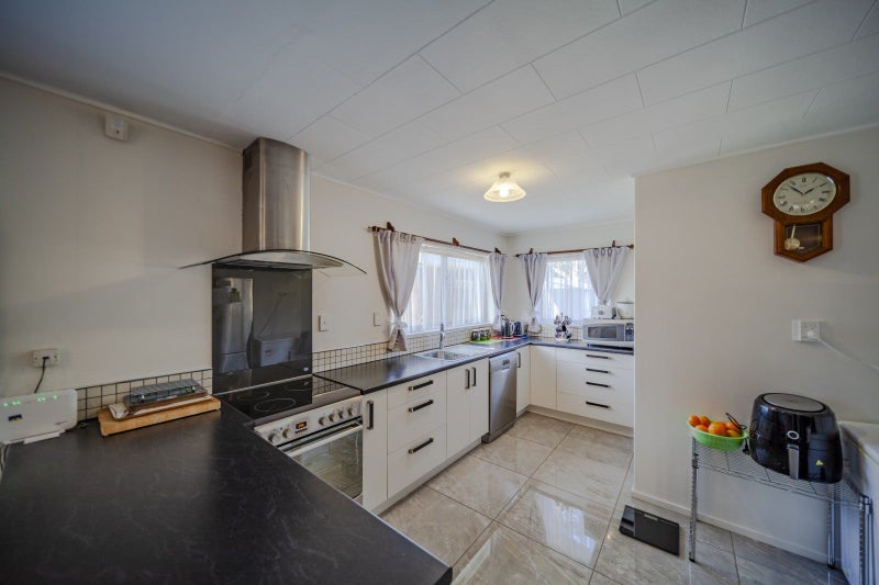 901 Ebbett Street, Raureka, Hastings - Carousel 2