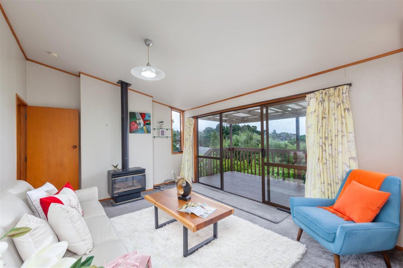 1/48 Lemnos Place, Titirangi, Auckland - Carousel 2
