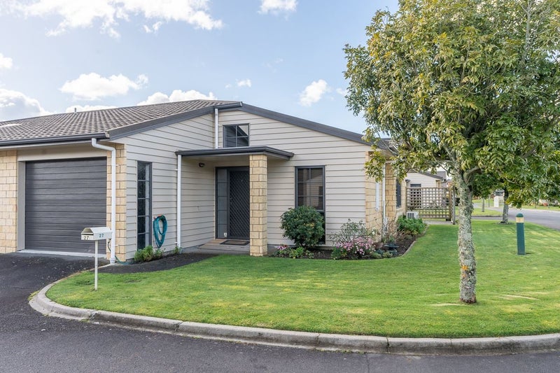 27/3 Turnbury Court, Rototuna, Hamilton - Carousel 1