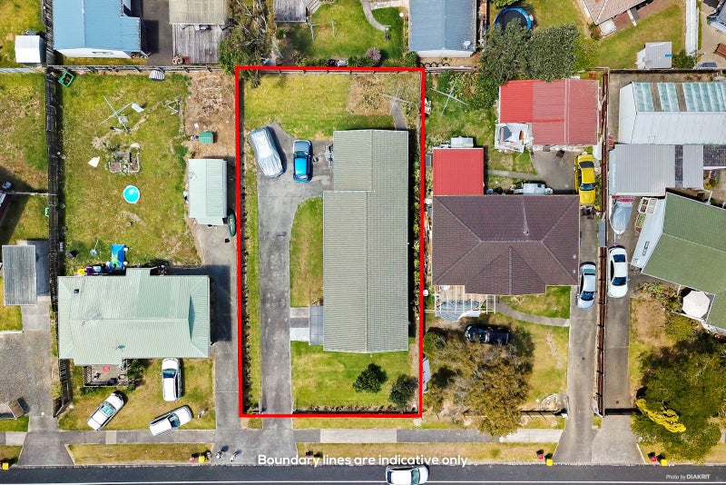 33 Riverton Drive, Randwick Park, Auckland - Carousel 2