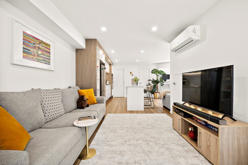 6 Taratoa Street, Point England, Auckland - Carousel 29