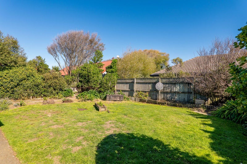 2/88 Pine Avenue, New Brighton, Christchurch - Carousel 13