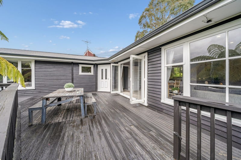 76 Wyndham Road, Pinehaven, Upper Hutt - Carousel 2