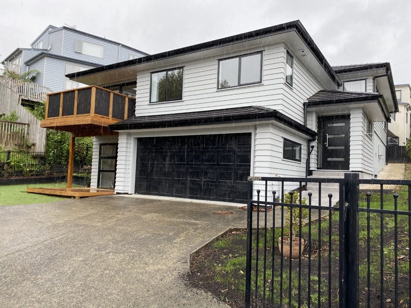 29 Mariners View Road, Beach Haven, Auckland - Carousel 9