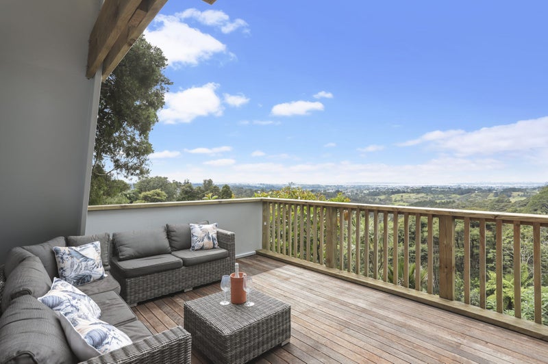 4 Welsh Hills Road, Swanson, Auckland - Carousel 2