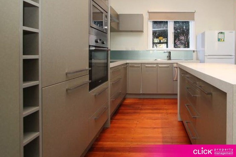 58 Lonsdale Street, Belleknowes, Dunedin - Carousel 1