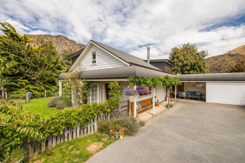 65 Atley Road, Arthurs Point, Queenstown - Carousel 1
