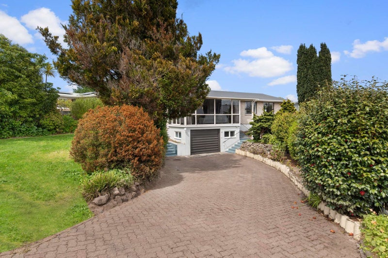 27 Wharenui Road, Owhata, Rotorua - Carousel 1