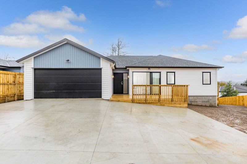 3 Matatika Rise, Swanson, Auckland - Carousel 2