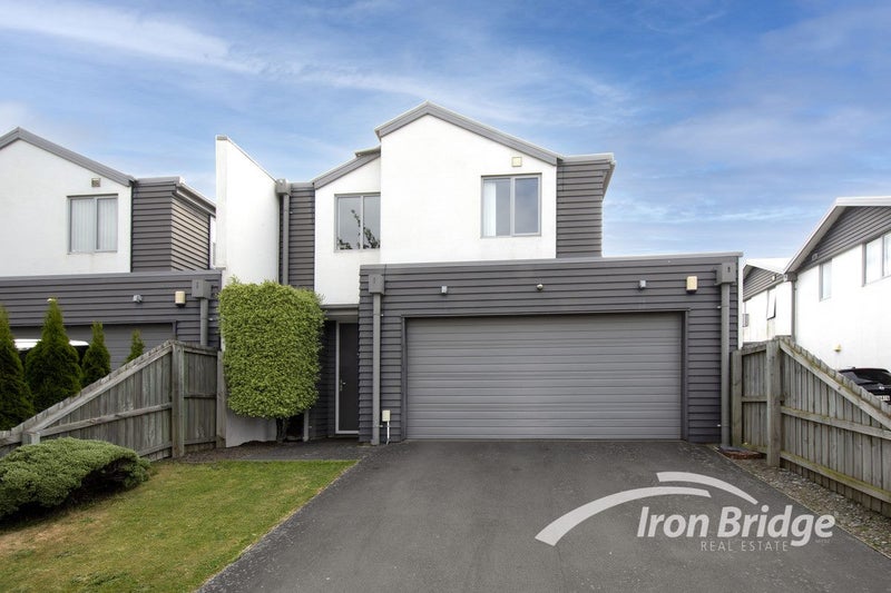 41B Mcmahon Drive, Aidanfield, Christchurch - Carousel 1