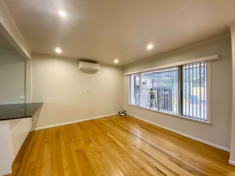 3/23A Becroft Drive, Forrest Hill, Auckland - Carousel 1