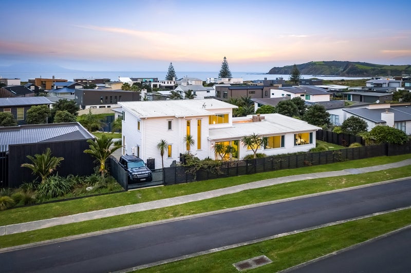 10 Patiki place, Omaha, Auckland - Carousel 38