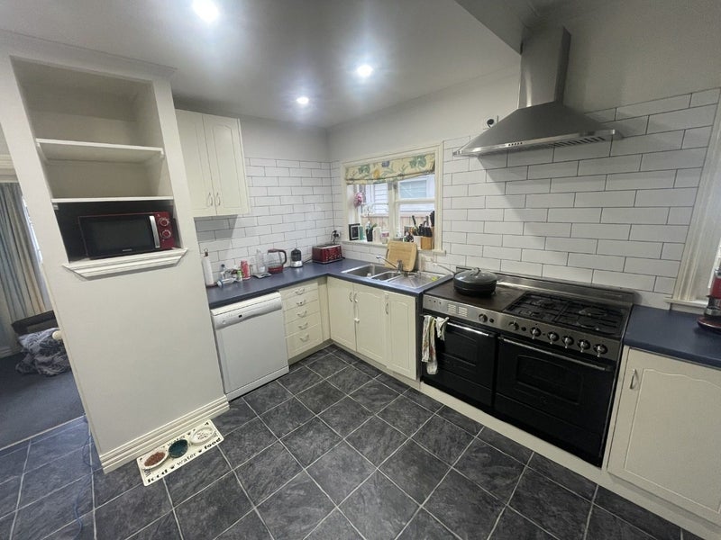 56 Ava Street, Petone, Lower Hutt - Carousel 2