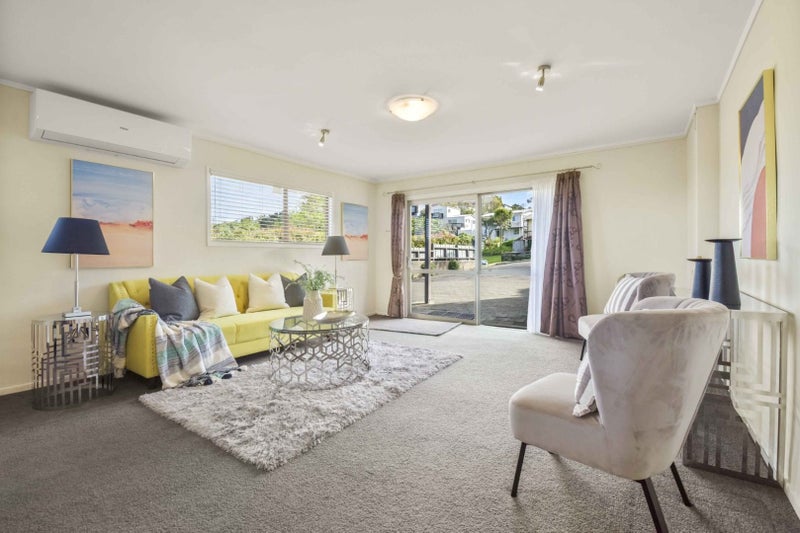 12 Everard Avenue, Army Bay, Whangaparaoa - Carousel 1