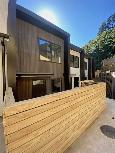 8 Rua Kai WAY, Brooklyn, Wellington - Carousel 1