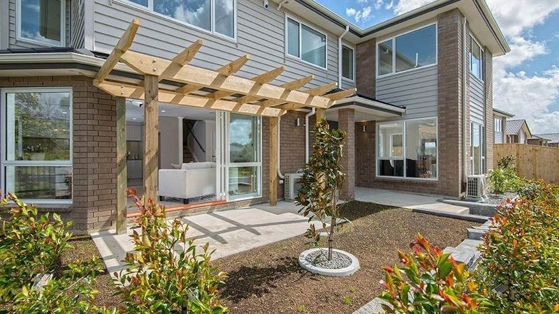 38 Pikao Place, East Tamaki, Auckland - Carousel 1