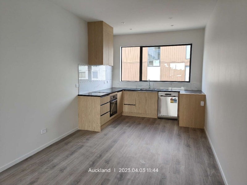 34 Bloom Crescent, Sunnyvale, Auckland - Carousel 9