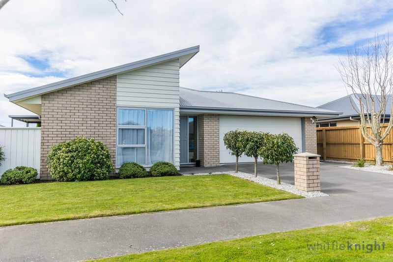 8 Richmond Avenue, Halswell, Christchurch - Carousel 24